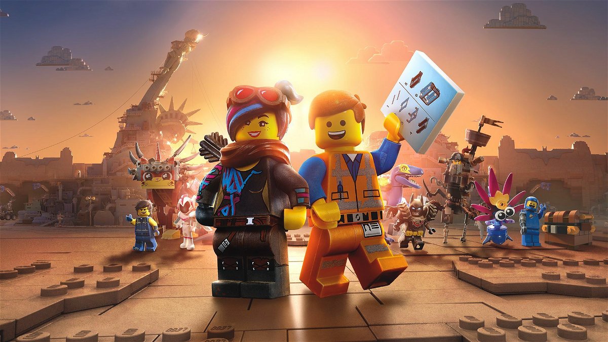 I mattoncini gialli protagonisti di The LEGO Movie 2 in una foto dal film 