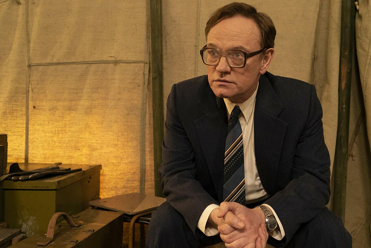 Clicca per vedere l'immagine originale Chernobyl: Jared Harris è Valery Legasov