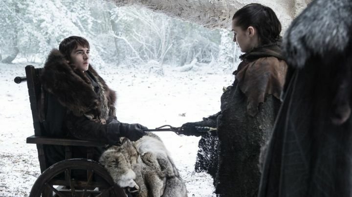 Isaac Hempstead-Wright e Maisie Williams in Game of Thrones 7