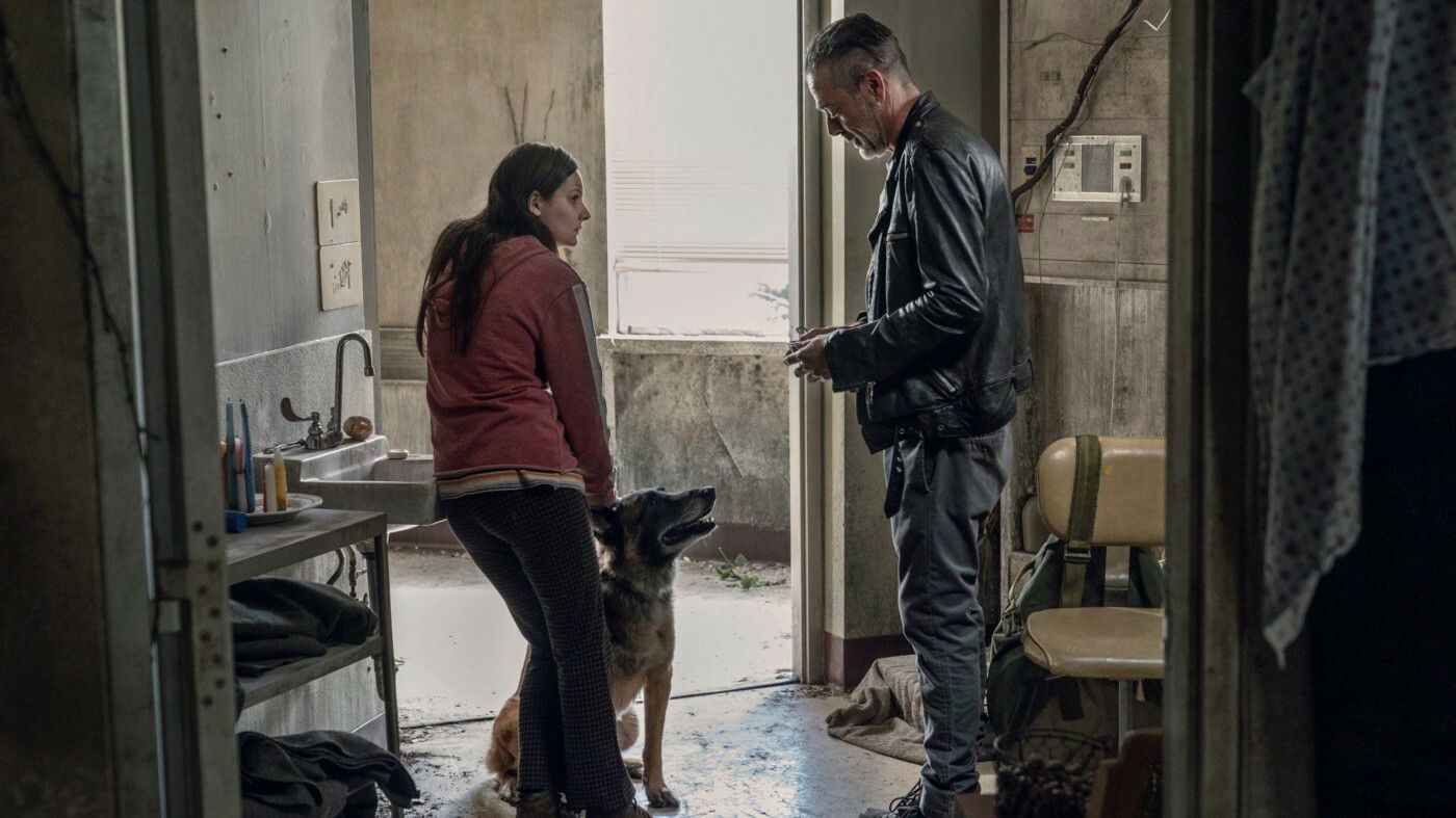 The Walking Dead: Lydia con Negan nell'episodio 10x15 The Walking Dead 10x15: Lydia con Negan