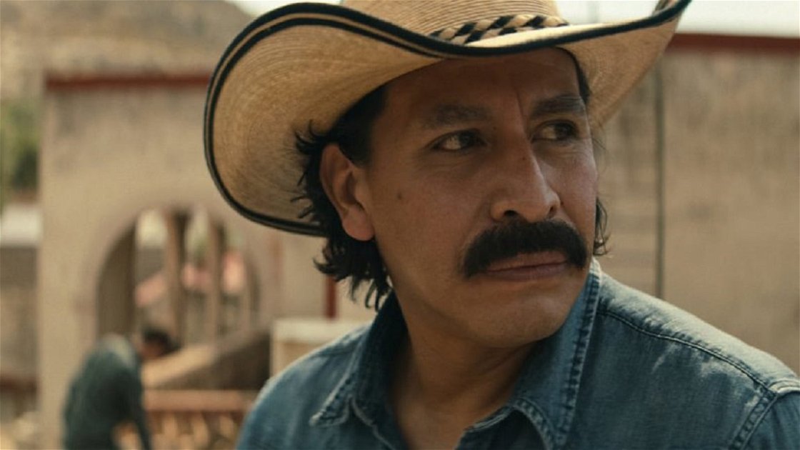 Copertina di Chi è davvero Pablo Acosta della serie Narcos: Messico 2 su Netflix