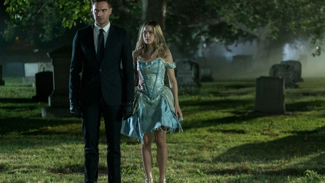 Copertina di Into the Dark: cosa devi sapere sulla serie horror antologica