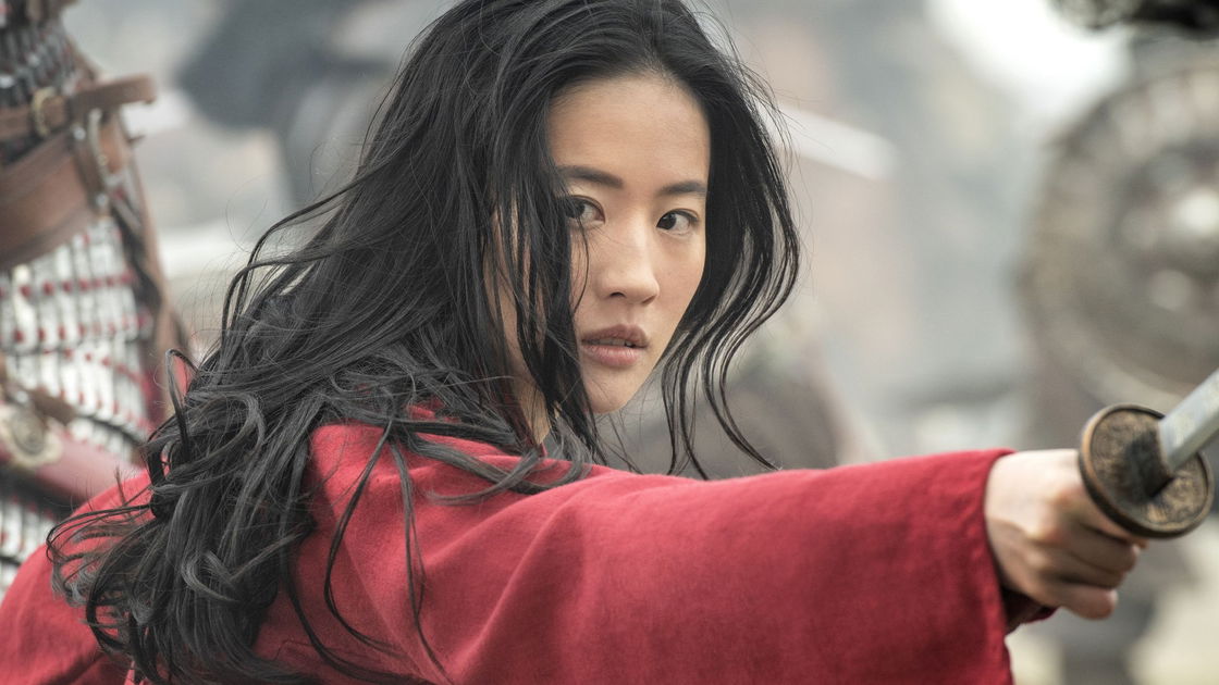 Copertina di Perché Mulan non si taglia i capelli nel remake live-action Disney?
