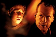 Cover of The Sixth Sense: the ending and explanation of the film with Bruce Willis