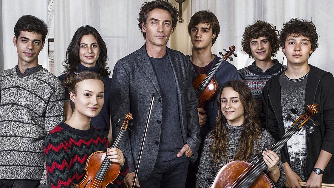 Copertina di Dubbi su La Compagnia del Cigno 3: le dichiarazioni del regista Ivan Cotroneo