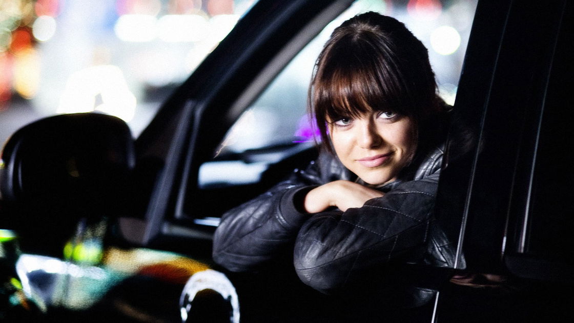 Copertina di Emma Stone vorrebbe un film di Zombieland ogni 10 anni