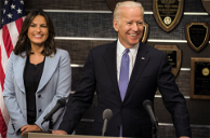 Portada de TV de Joe Biden: Roles en Parques y Recreación y Law & Order SVU