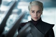 Copertina di Finale di Game of Thrones: Emilia Clarke dispiaciuta per gli showrunner