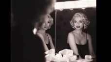 Copertina di La trasformazione di Ana de Armas in Marilyn Monroe