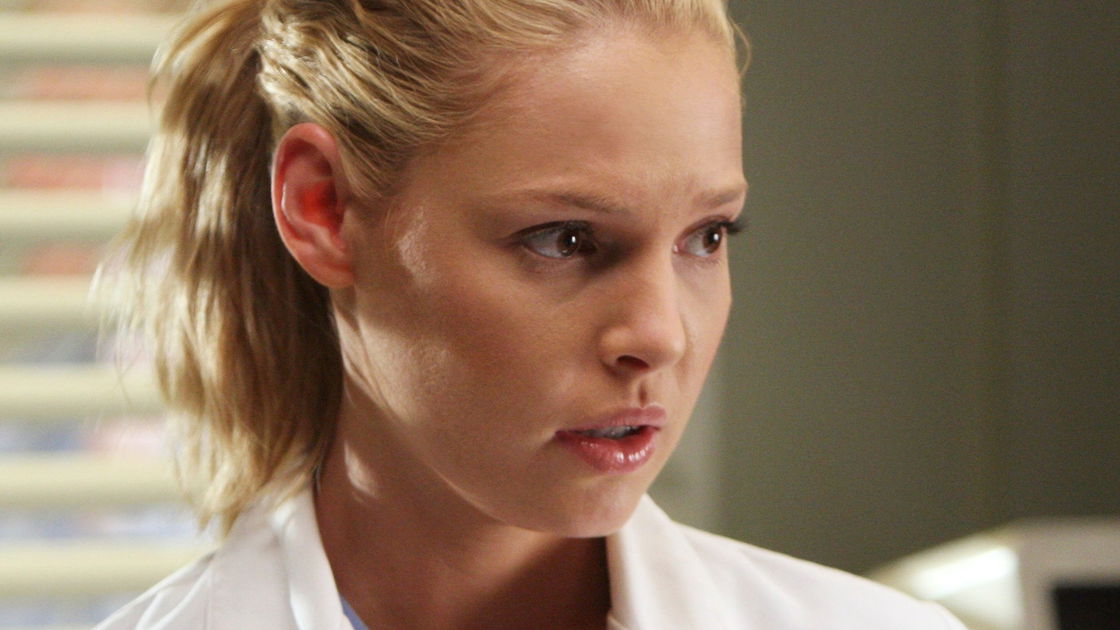 Copertina di Perché Katherine Heigl lasciò Grey's Anatomy? Ripercorriamo la sua storia