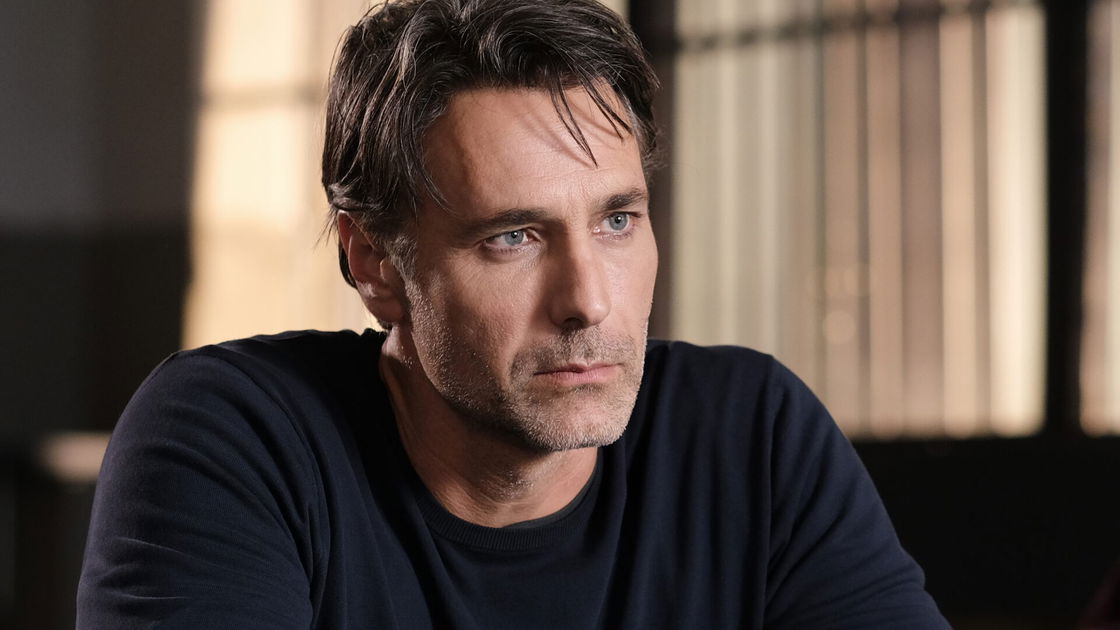 Copertina di Raoul Bova nuovo Don Matteo: Terence Hill lascia la serie?