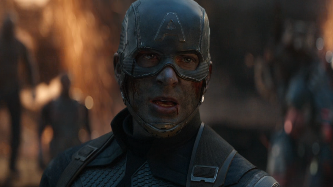 Copertina di Chris Evans sul ritorno del suo Captain America: "Mai dire mai!"