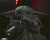 Copertina di The Mandalorian, il creatore conferma che Baby Yoda NON discende da Yoda