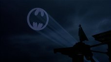 Copertina di Batman Day 2019: il Bat-Segnale sarà proiettato in 11 città nel mondo (e forse anche Roma)