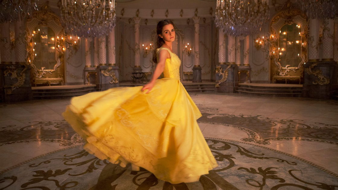 Copertina di Emma Watson: 'Belle è un modello migliore di Cenerentola’