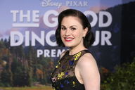 Copertina di Anna Paquin, l'ex Sookie di True Blood in una nuova serie TV