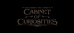 盖勒莫·德尔·托罗 (Guillermo del Toro) 的封面展示了 Netflix 的珍品柜