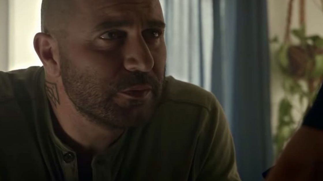 Portada de Yellow y Obsessions en la serie de Netflix Hit & Run, de los creadores de Fauda