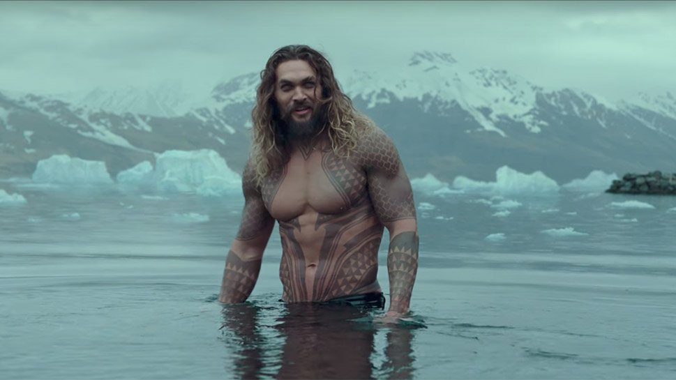 Copertina di Jason Momoa racconta le origini di Aquaman in un video dedicato