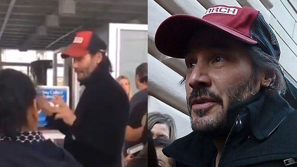 Copertina di L'aereo fa un atterraggio d'emergenza: Keanu Reeves fa da guida e scatta foto coi fan