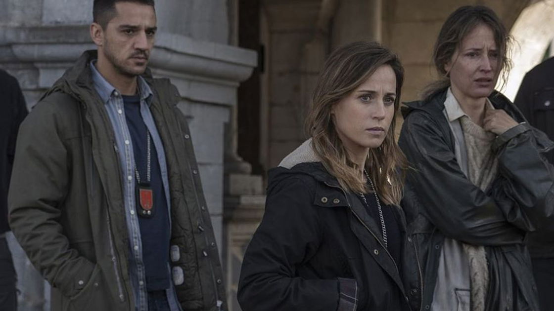 Copertina di Offerta alla tormenta fa parte della Trilogia del Baztan: i film e i libri da cui sono tratti