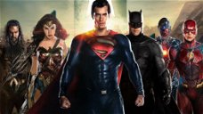 Copertina di Zack Snyder conferma l'esistenza della Snyder Cut (e i piani per sacrificare Batman)