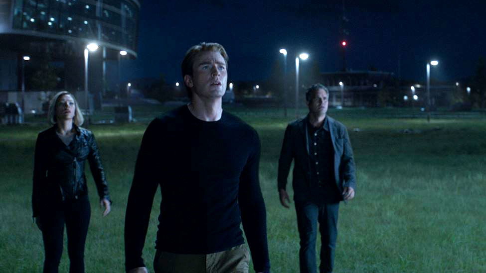 Copertina di Avengers: Endgame, cosa significa quel rumore metallico alla fine del film?