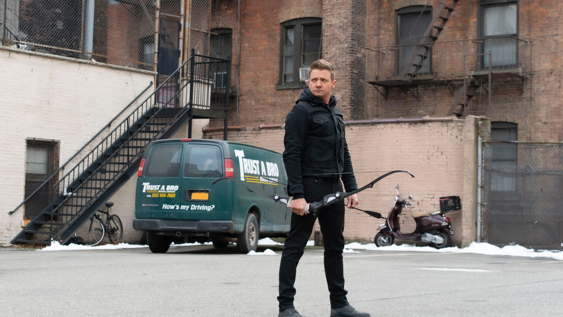 Copertina di Hawkeye: easter egg e riferimenti nell'episodio 3 dedicato a Echo