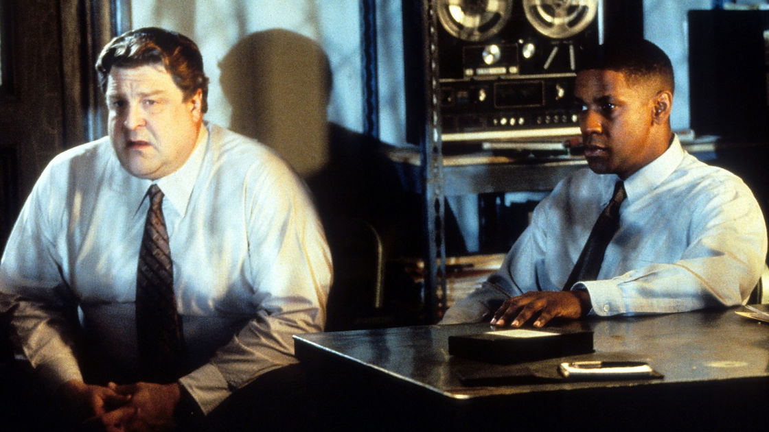 Copertina di Il tocco del male: trama e finale del film con Denzel Washington