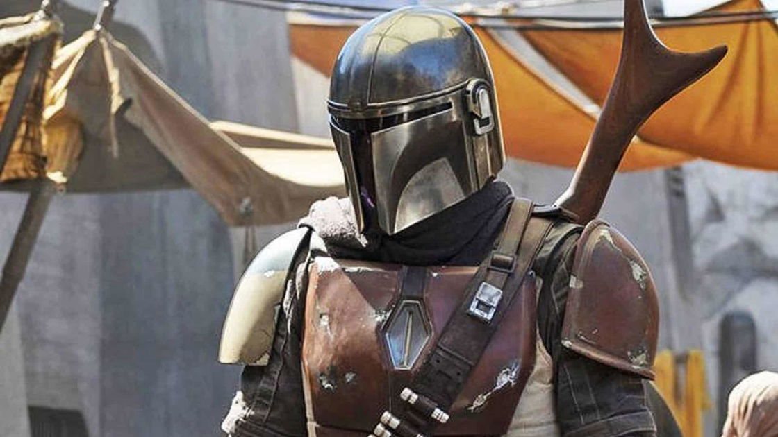 Copertina di The Mandalorian 2, anche Michael Biehn e Rosario Dawson nel cast
