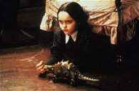 Copertina di Cosa sappiamo su Wednesday, la serie Netflix di Tim Burton su Mercoledì Addams
