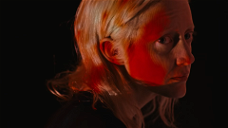 Copertina di Possessor, il teaser del violento horror fantascientifico di Brandon Cronenberg