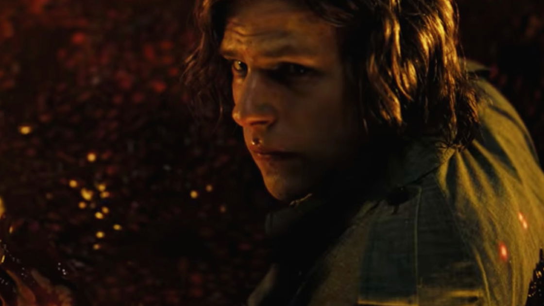 A Batman kontra Superman: Az igazság hajnala című film borítója, mi történik a filmből törölt kredit utáni jelenetben