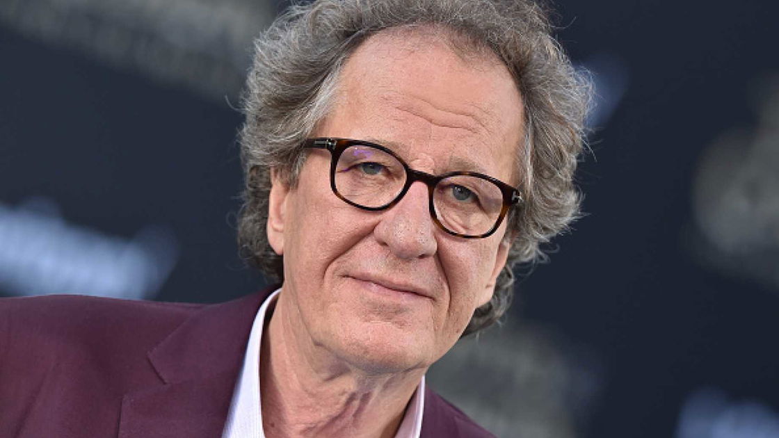 Copertina di Geoffrey Rush, dopo l'accusa di molestie è devastato e quasi non mangia più