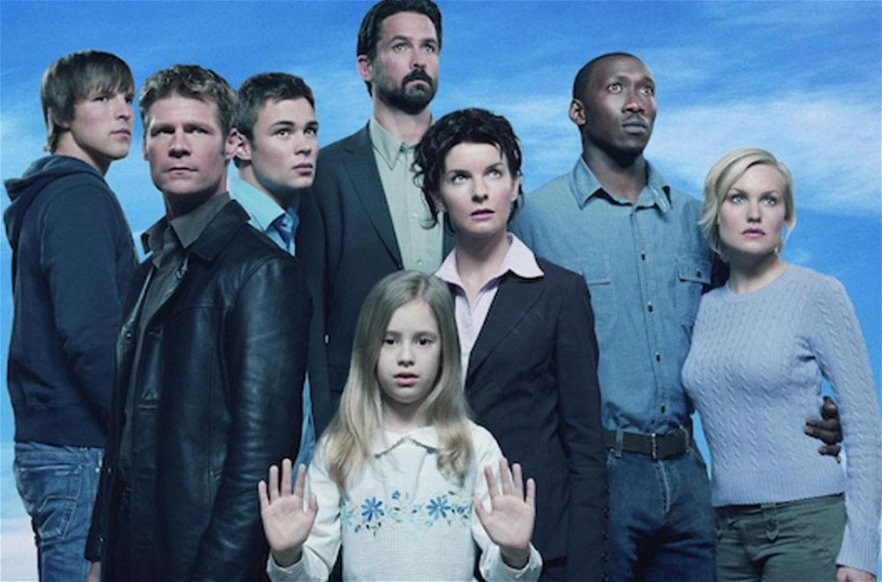 Copertina di The 4400 sta per tornare: The CW ha dato via libera al reboot della celebre serie sci-fi