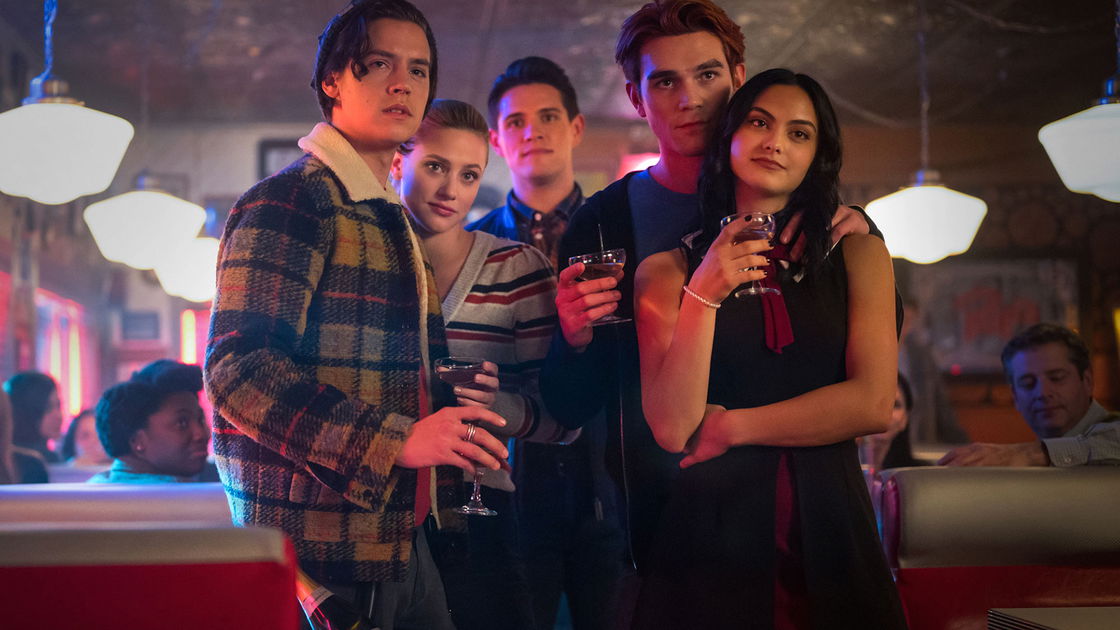 Copertina di 10 serie da guardare se ti piace Riverdale
