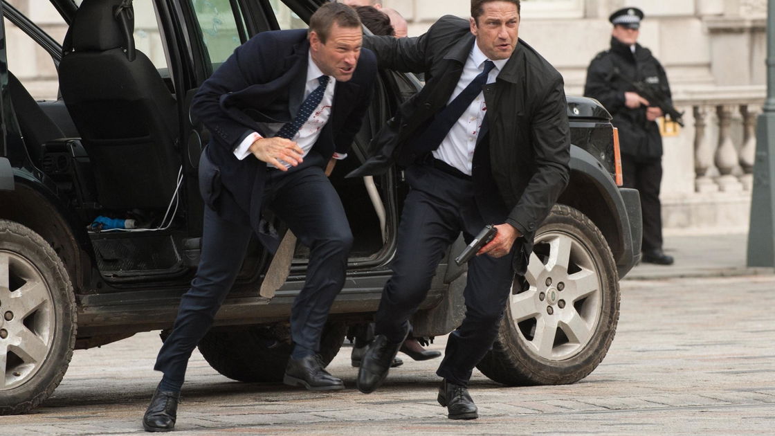 Copertina di Attacco al potere 2: trama, trailer e curiosità del film con Gerard Butler