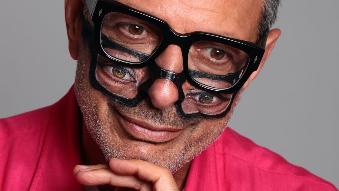 Copertina di Il mondo secondo Jeff Goldblum arriva il 24 marzo: di cosa parla la serie Disney+?