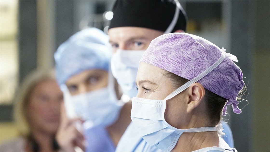 Copertina di Grey's Anatomy 16 arriva su La7 dal 5 ottobre: tutti i dettagli