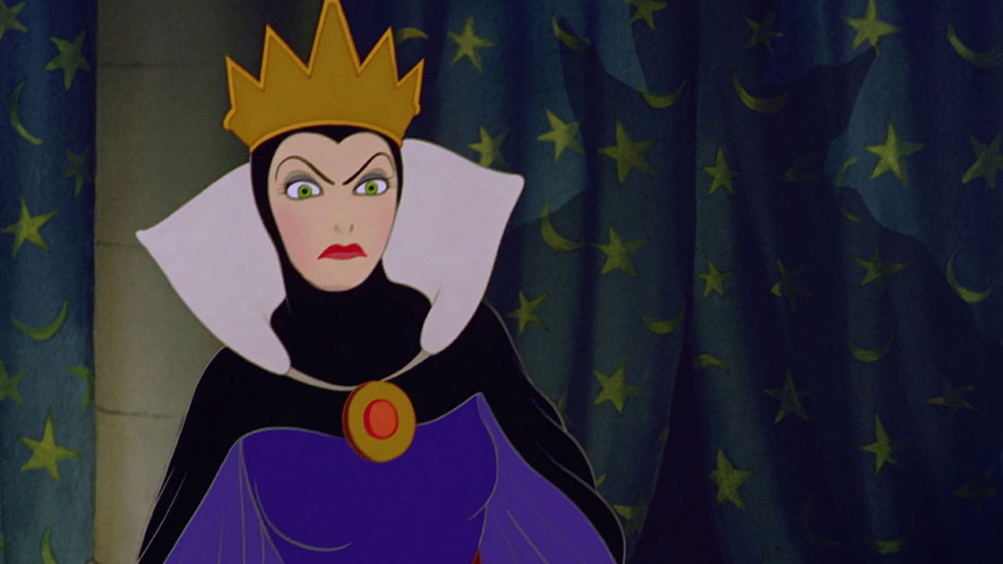 Copertina di Funko e la collezione make-up ispirata ai villain Disney
