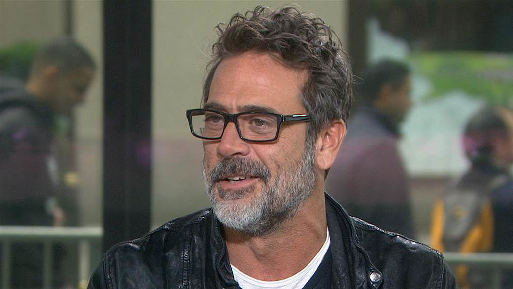 Copertina di Il figlio di Jeffrey Dean Morgan è svenuto a causa di un trucco zombie