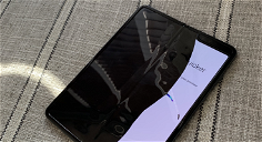 Copertina di Samsung posticipa ufficialmente il lancio del Galaxy Fold a causa dei gravi problemi al display