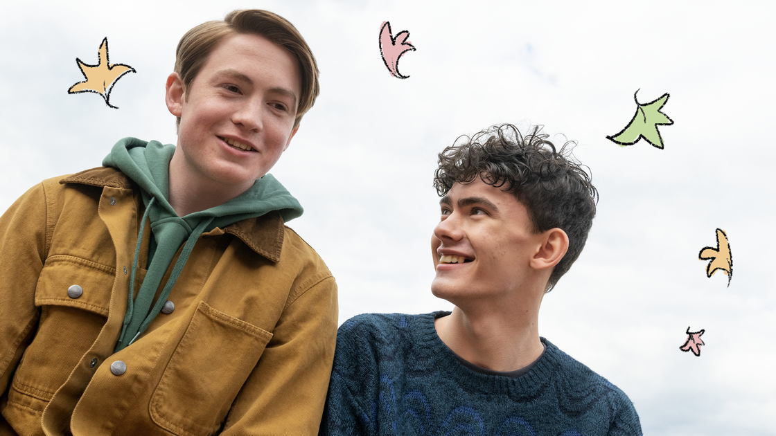 Copertina di Heartstopper è un bignami dell’amore queer tra i banchi di scuola: la recensione della serie Netflix