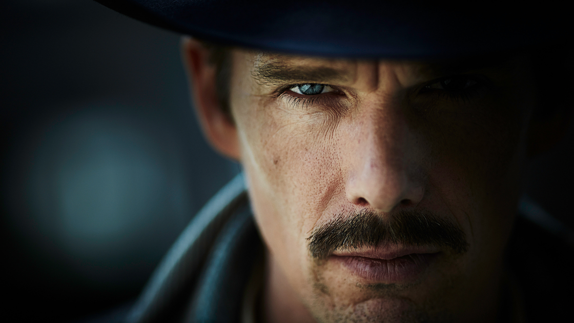 Copertina di Moon Knight: Ethan Hawke avvistato sul set, ecco 5 villain che potrebbe interpretare