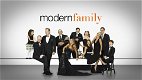 7 σειρές που προτείνονται για όσους νοσταλγούν το Modern Family