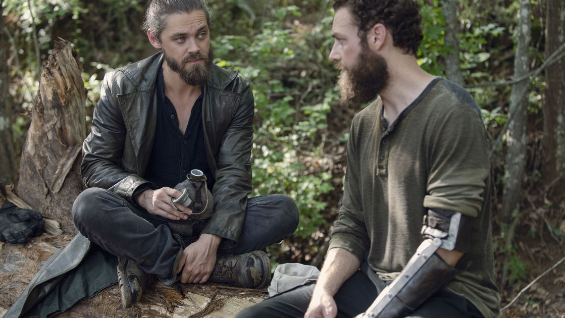 Copertina di The Walking Dead: la relazione fra Aaron e Jesus c'è stata, offscreen