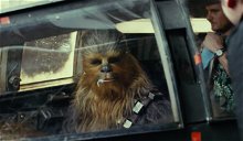 Copertina di Star Wars: Gli Ultimi Jedi - chi è l'attore che interpreta Chewbacca?