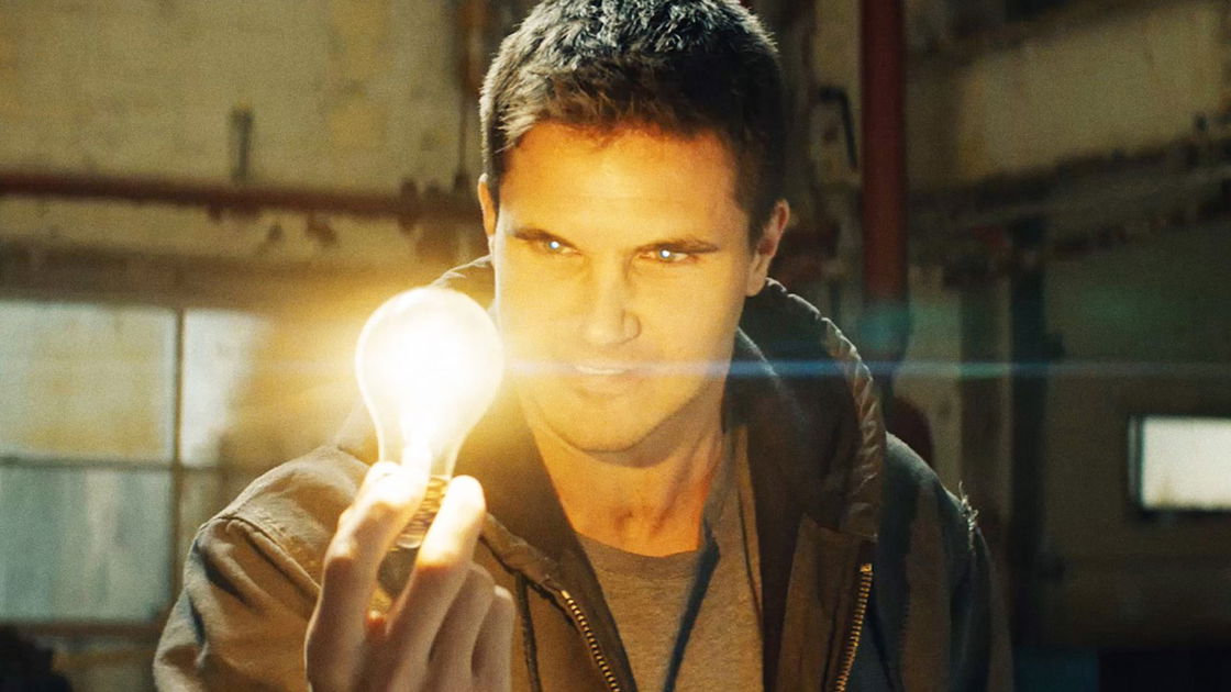 Copertina di Code 8: il finale del film, spiegato (e perché c'è spazio per uno spin-off)