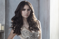 Copertina di Love Hard: cosa sappiamo sulla commedia romantica con Nina Dobrev