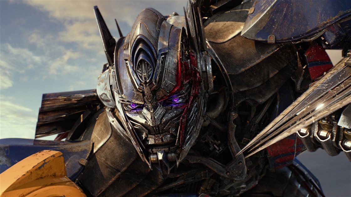 Copertina di Transformers, la distruzione è da record! Ecco il costo dei danni nella realtà